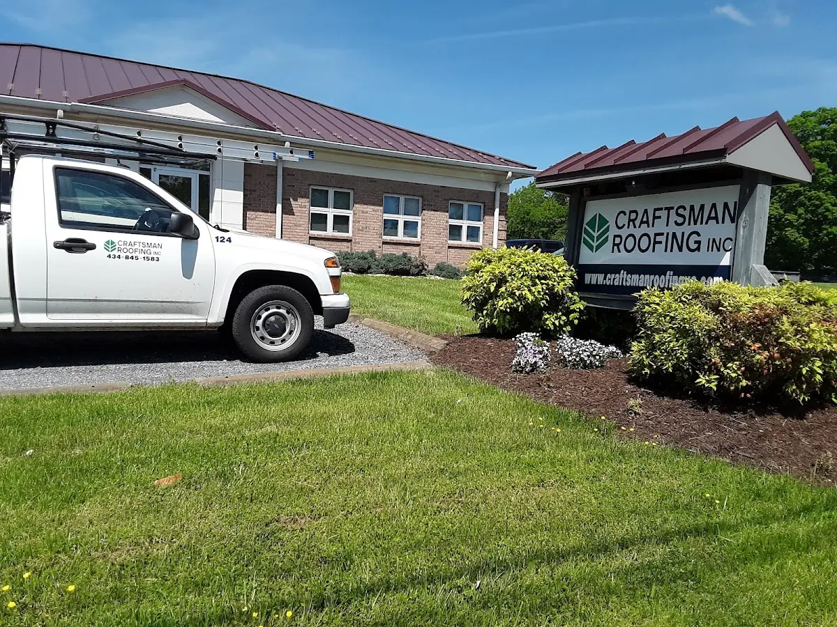 Quality Roof Replacement by experienced craftsmen in Taylorville